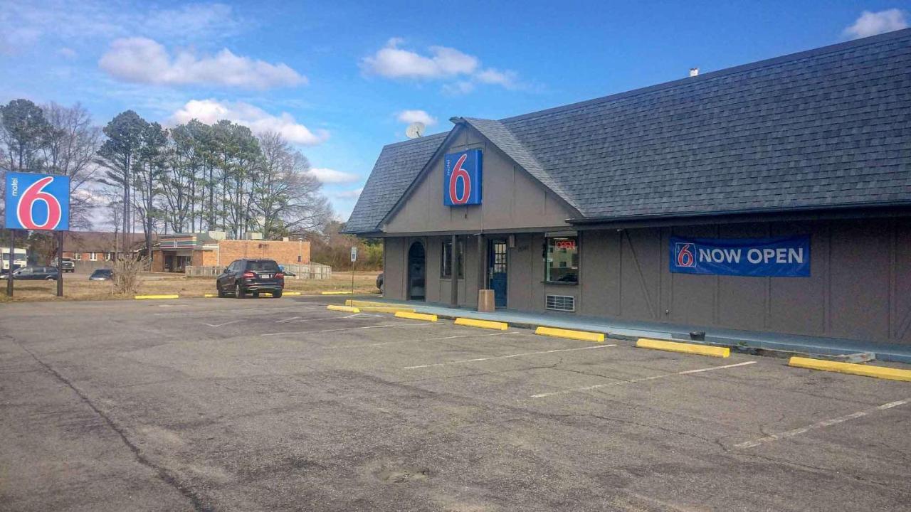 Motel 6 Newport News, Va - Fort Eustis Экстерьер фото